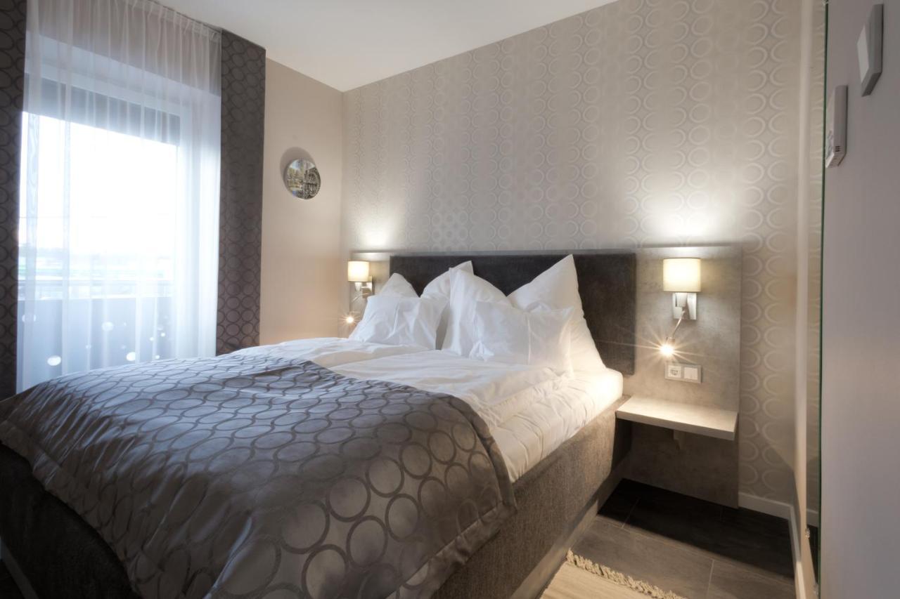 Bubble Hotel Es Rendezvenykoezpont ซาลาแอแกร์แซค ภายนอก รูปภาพ